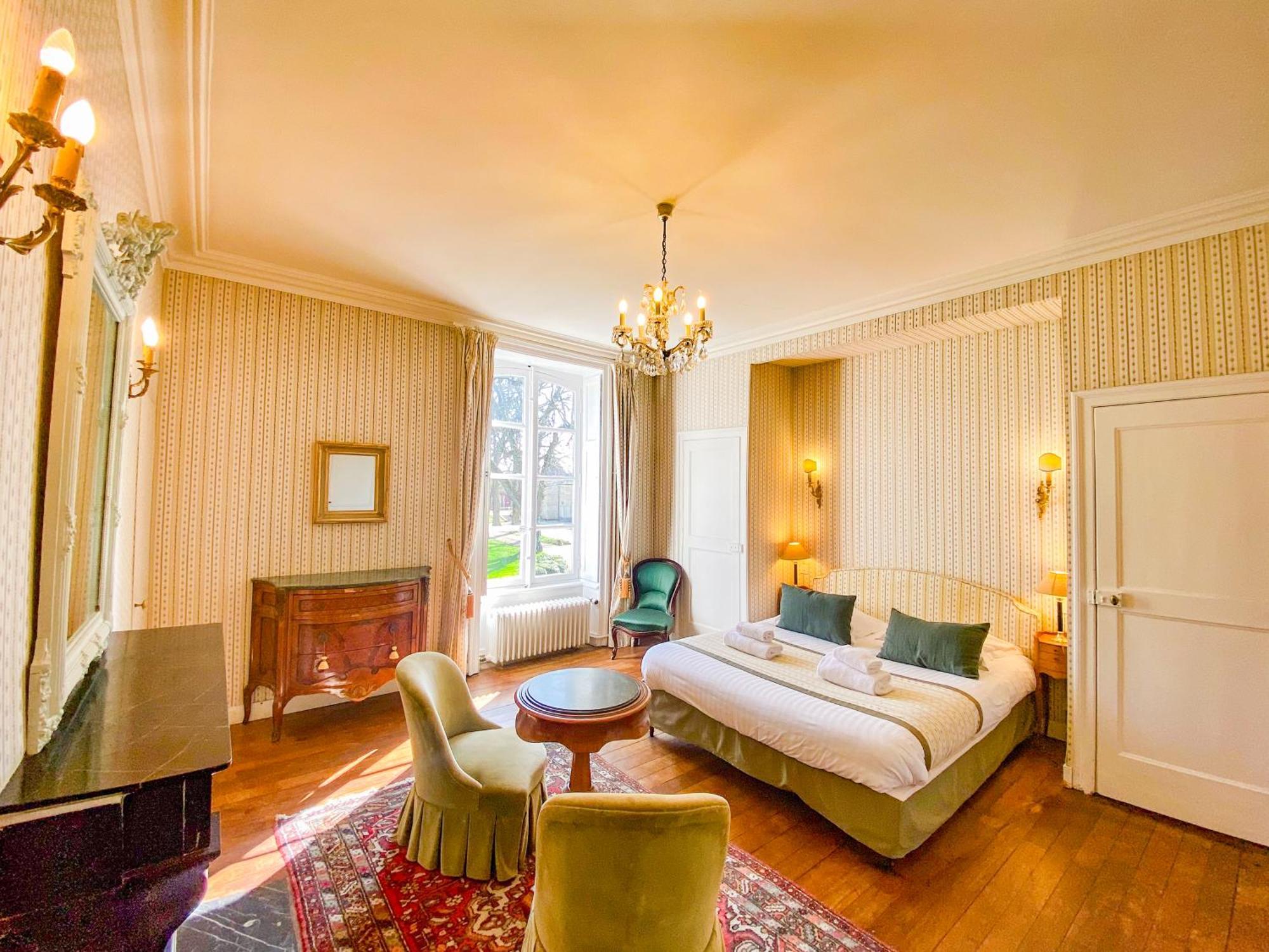Hotel Haras De La Potardiere Crosmières Eksteriør billede
